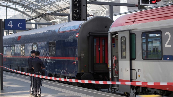 Два влака се удариха на гарата в австрийския град Залцбург
