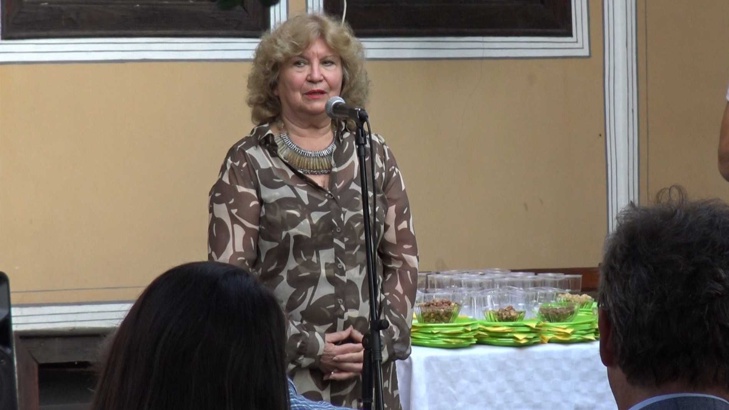 Аксиния Джурова представи тритомника си "Изчезващата памет" в ПловдивПървите три
