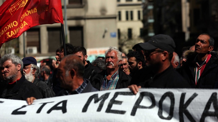 От снощи в Гърция има 48 часова стачка срещу приватизацията на