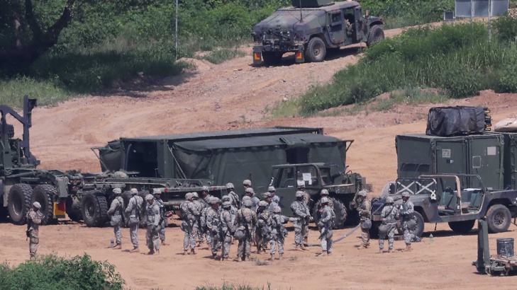 Южнокорейският президент Мун Дже Ин отхвърли твърденията че американските войски