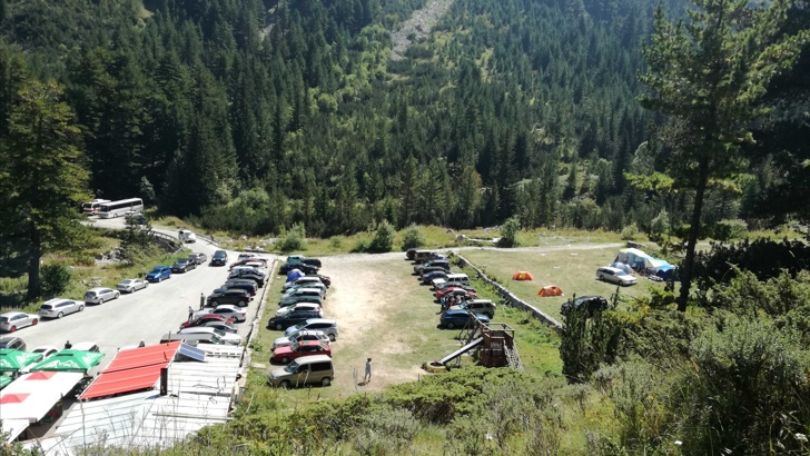 Зоната за къмпингуване Бъндерица се превръща в паркингВ последните летни
