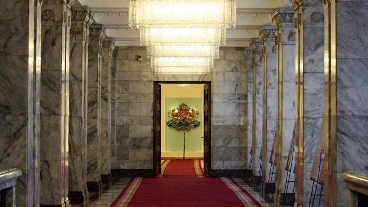 Българско дипломатическо дружество иска да се спазва законът при ротацията