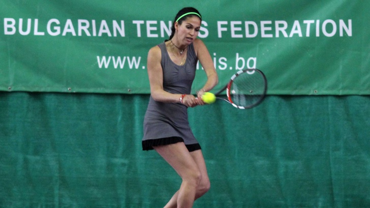 Българската тенисистка Изабелла Шиникова се класира на полуфиналите на турнира