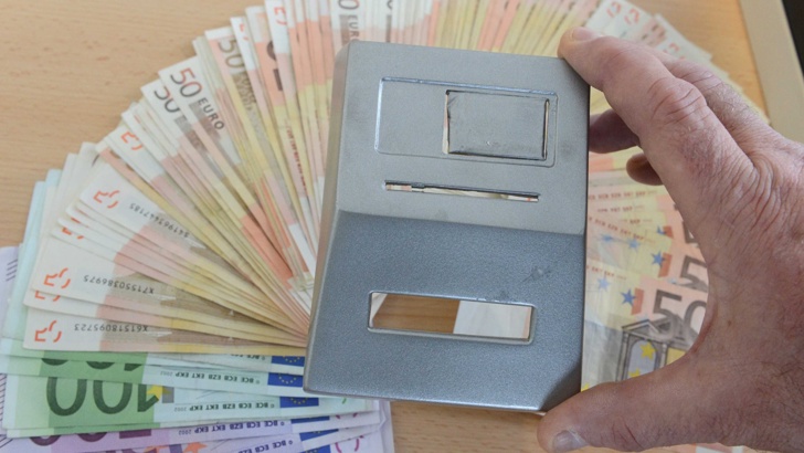 Българи арестувани в Турция за кражби от банкоматиПетима български граждани