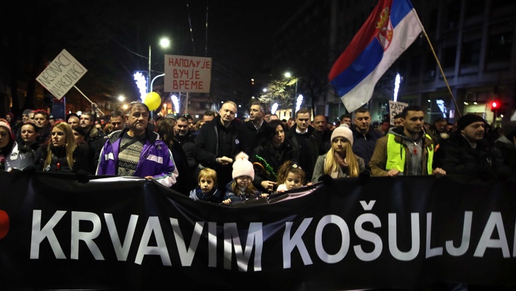 Десетки хиляди към Вучич Спри да лъжеш Спри да крадеш
