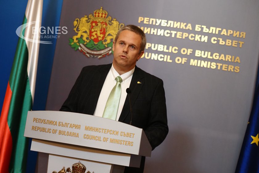 Bulgarian e-Government Minister, Alexander Yolovski : The security of the local elections vote is guaranteed