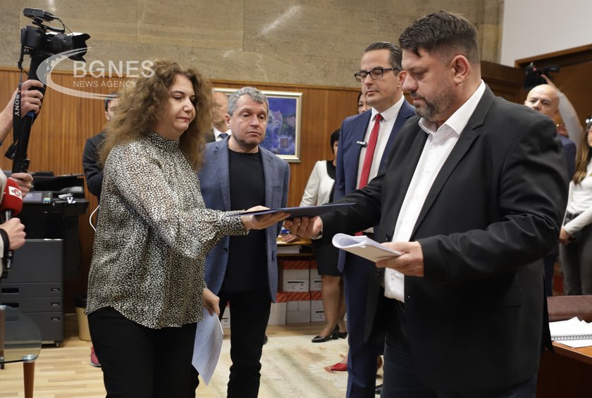 Bulgarian Socialist Party, "Revival" political party, "There is Such People" political party and Radostin Vassilev submitted a vote of no confidence against the cabinet Denkov