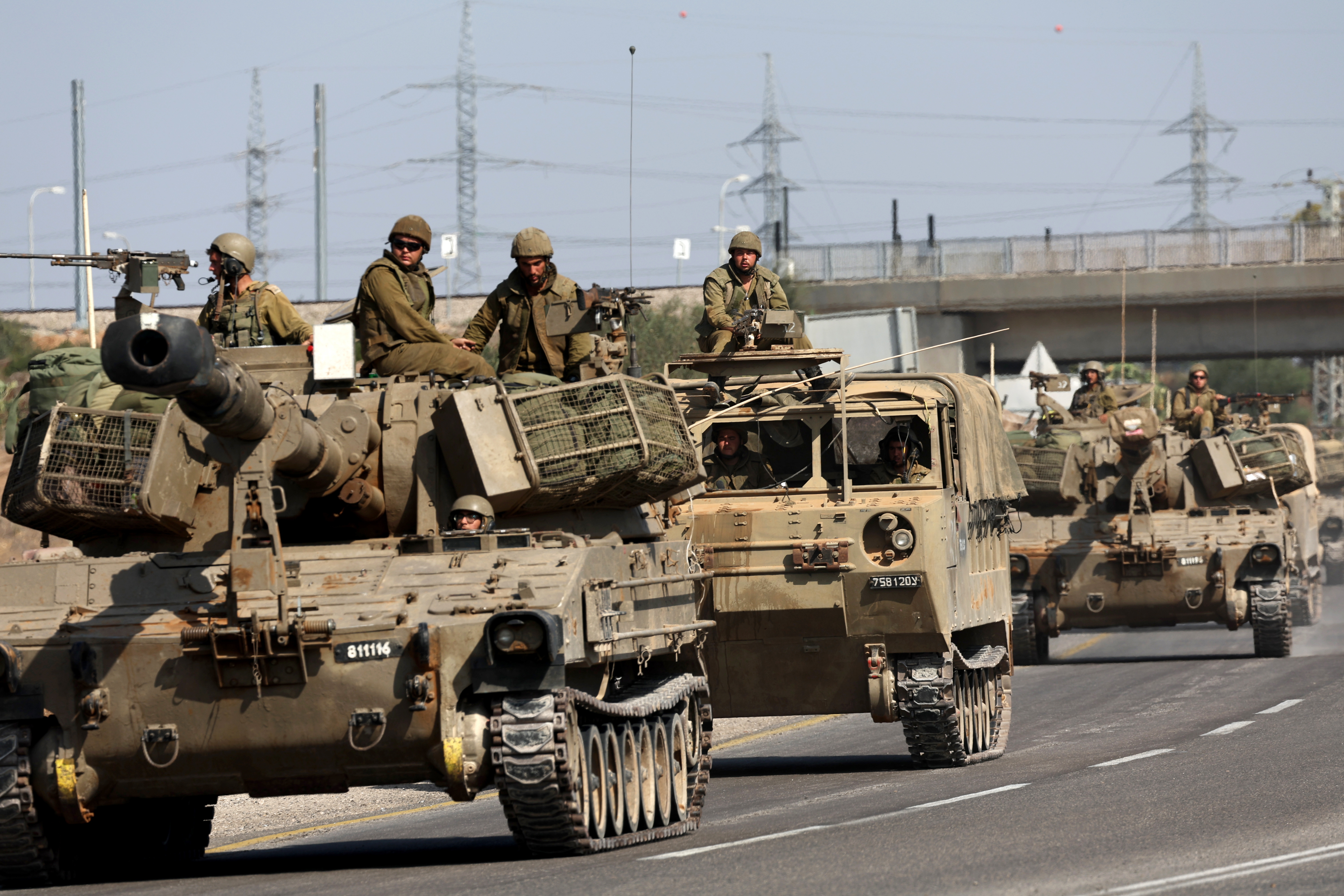 The cease-fire between Israel and Hamas begins; hostages will be released at 4 p.m.