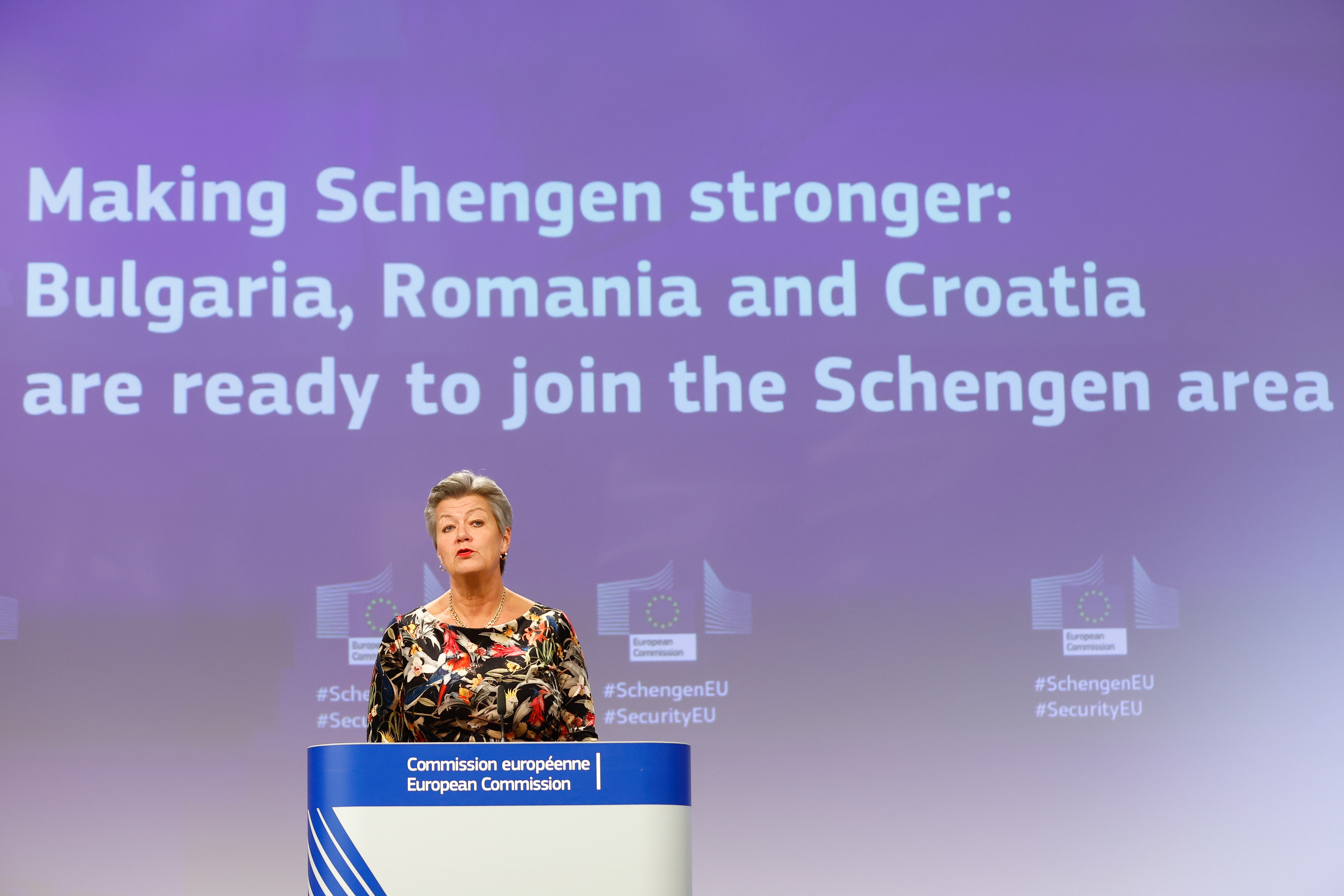 Schengen membership for Bulgaria and Romania will not be voted on by the EU Justice and Home Affairs Council in December