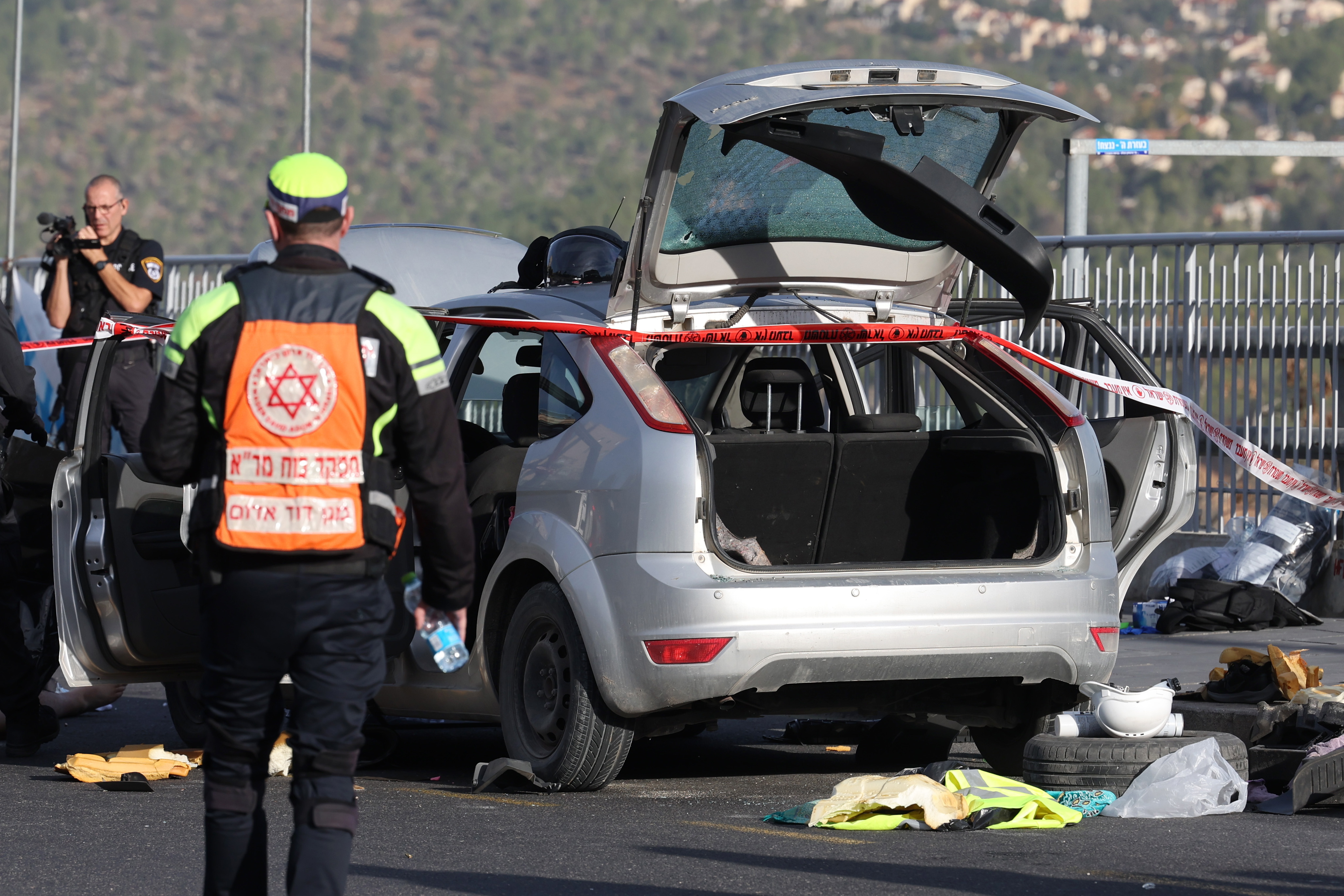 Two dead and eight wounded in a shooting in Jerusalem