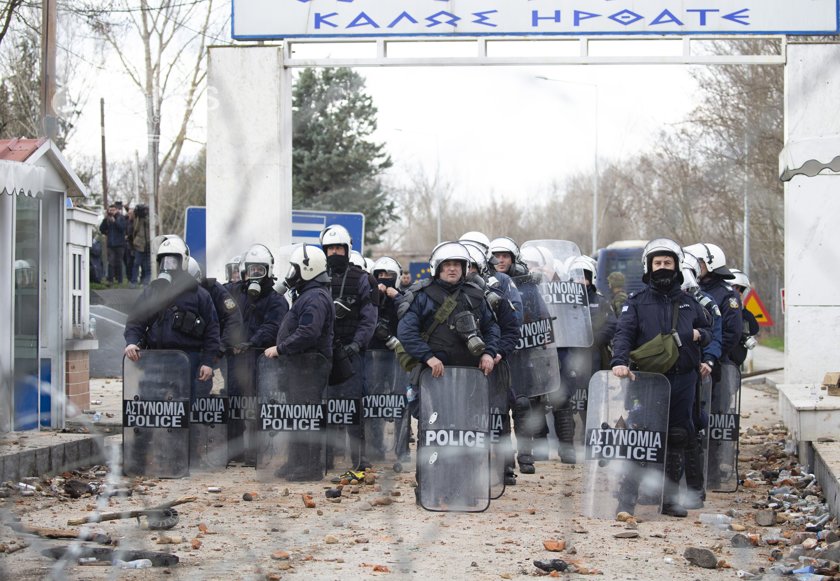 Greece repatriates illegal migrants