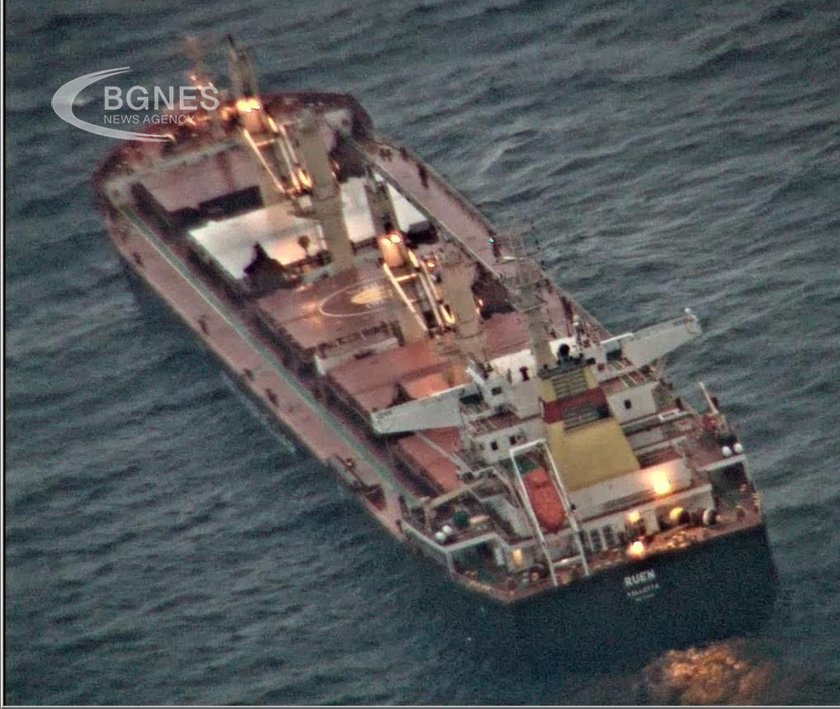 An Indian warship intercepted the hijacked Bulgarian ship "Rouen"