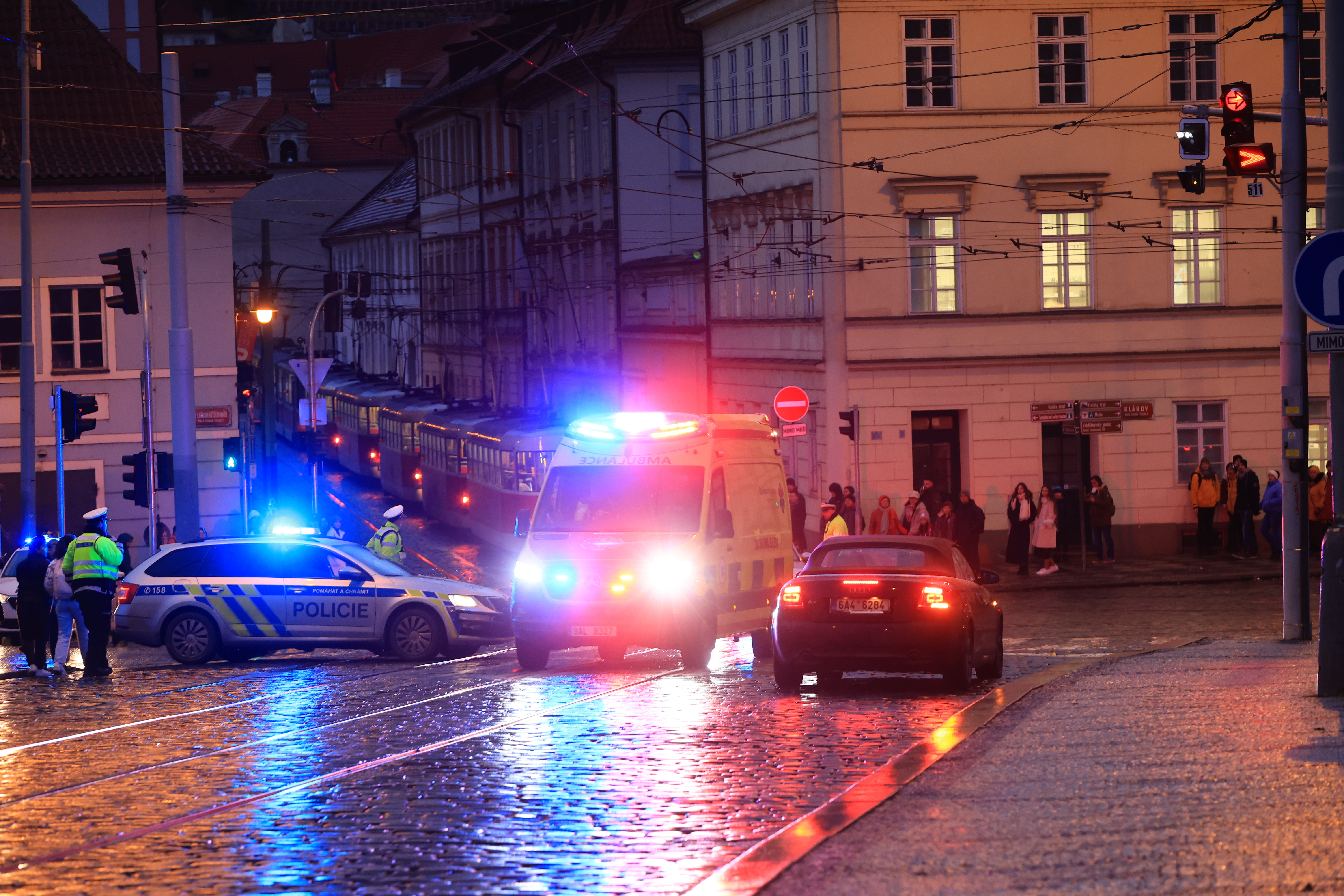 10 dead and dozens injured after a shooting at a university in Prague - UPDATED