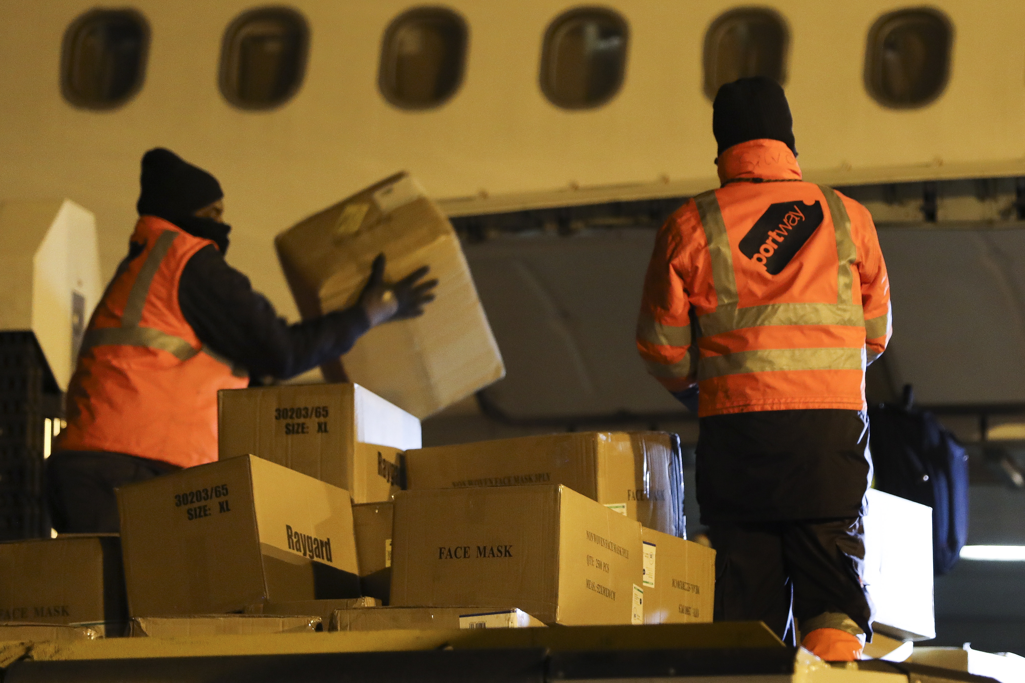 France detains plane for trafficking minors