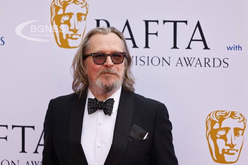 Gary Oldman: I would play Sirius Black differently now