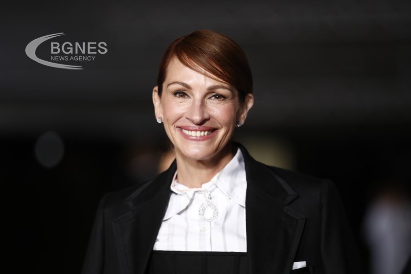 Julia Roberts has revealed why she's never undressed on camera