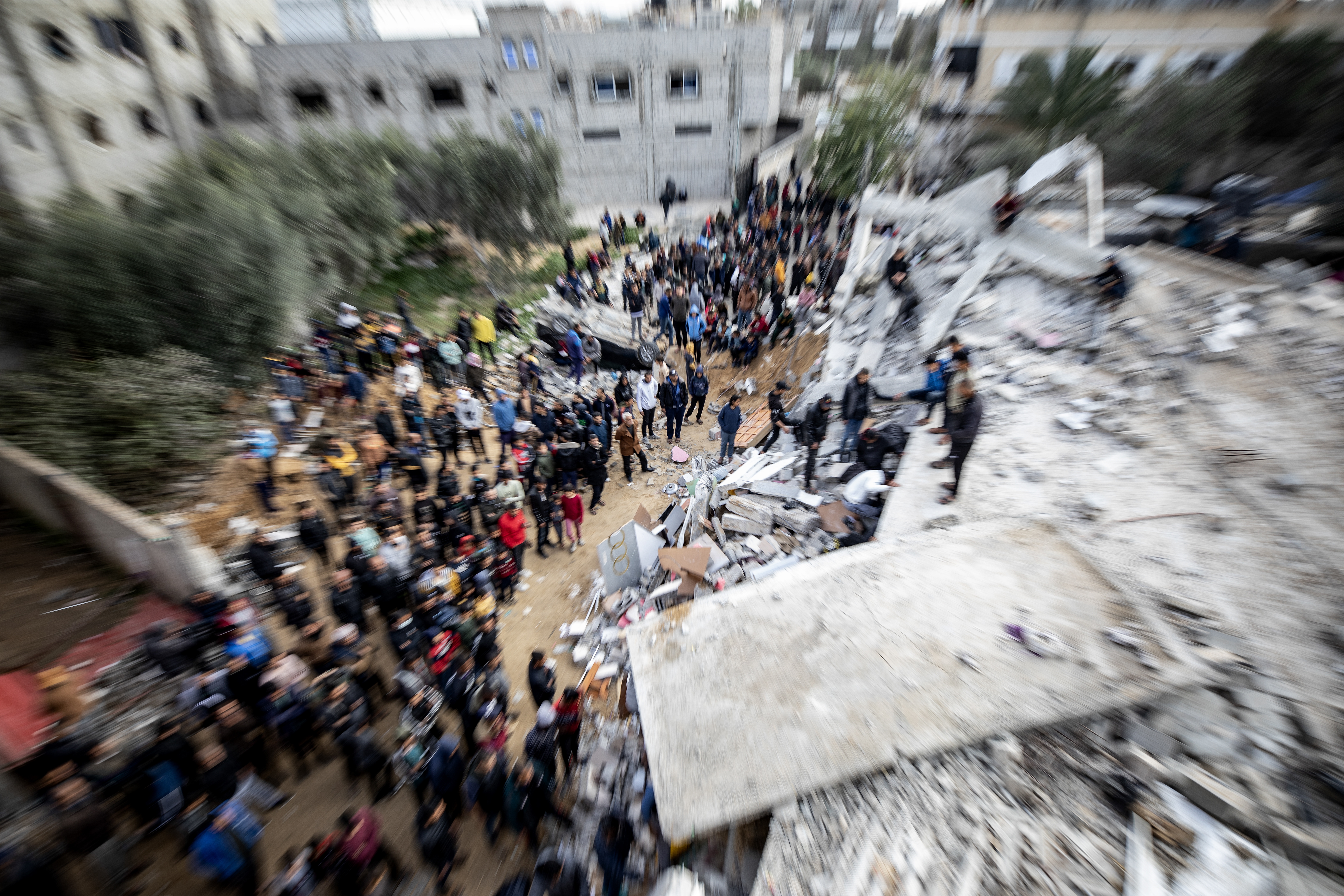 Hamas, Qatar and US envoys in Cairo for talks on Gaza