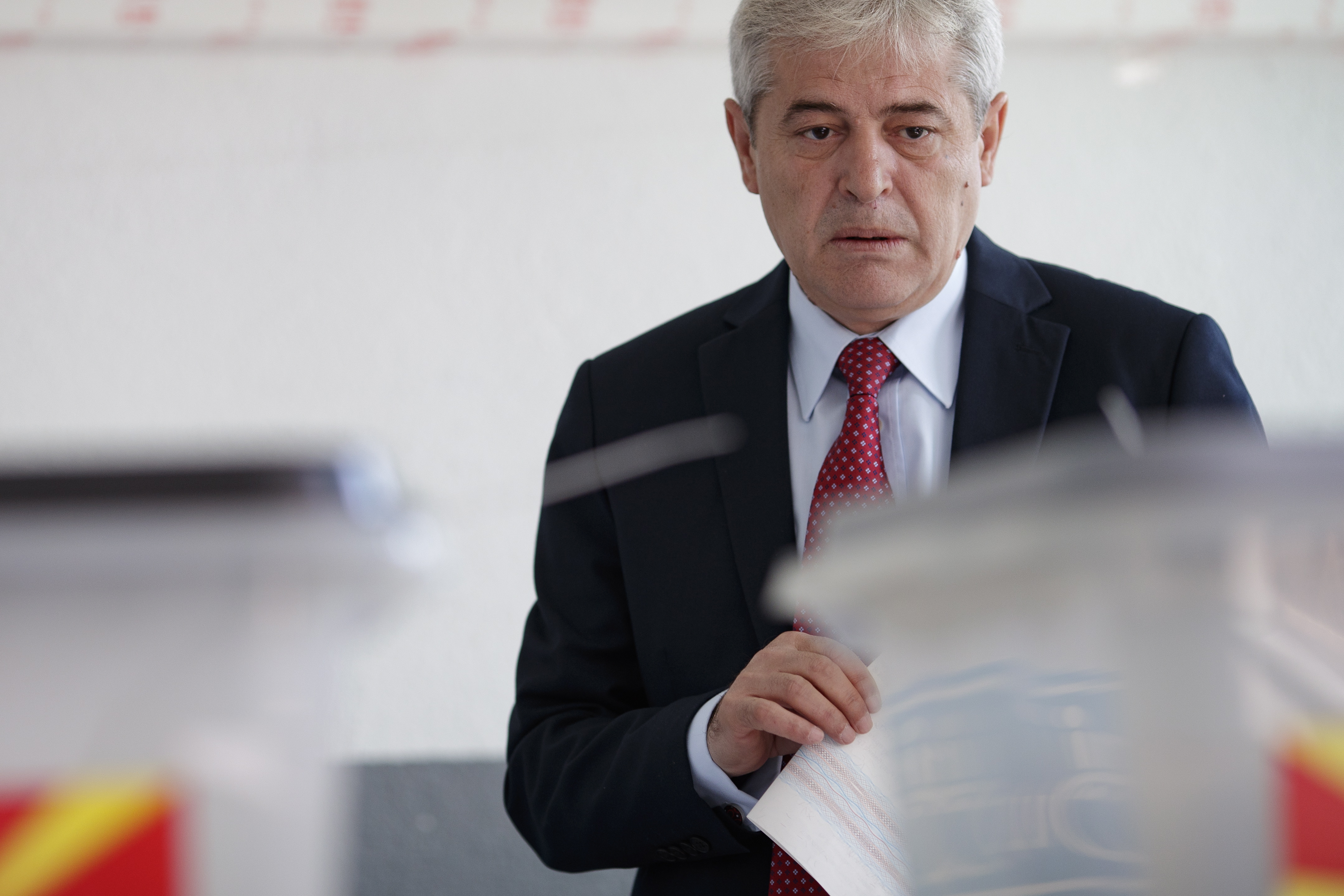 Ali Ahmeti: North Macedonia should not open a front against Greece and Bulgaria