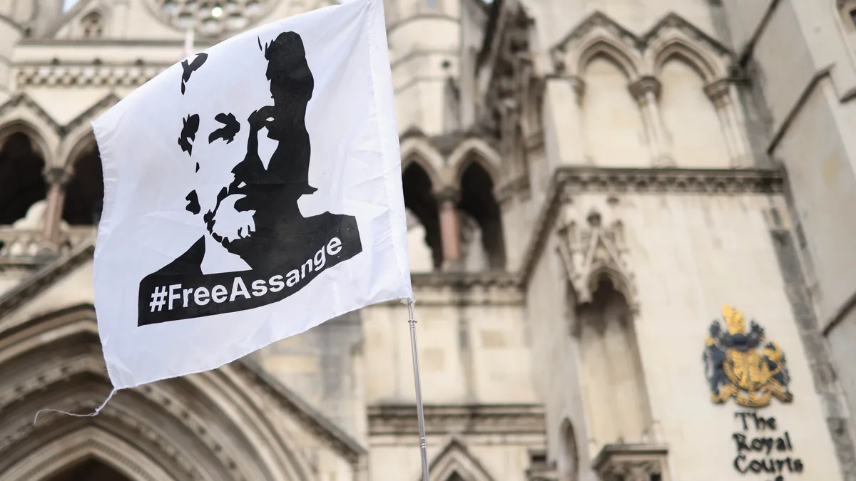 Wikileaks: Julian Assange is free, he has left the UK