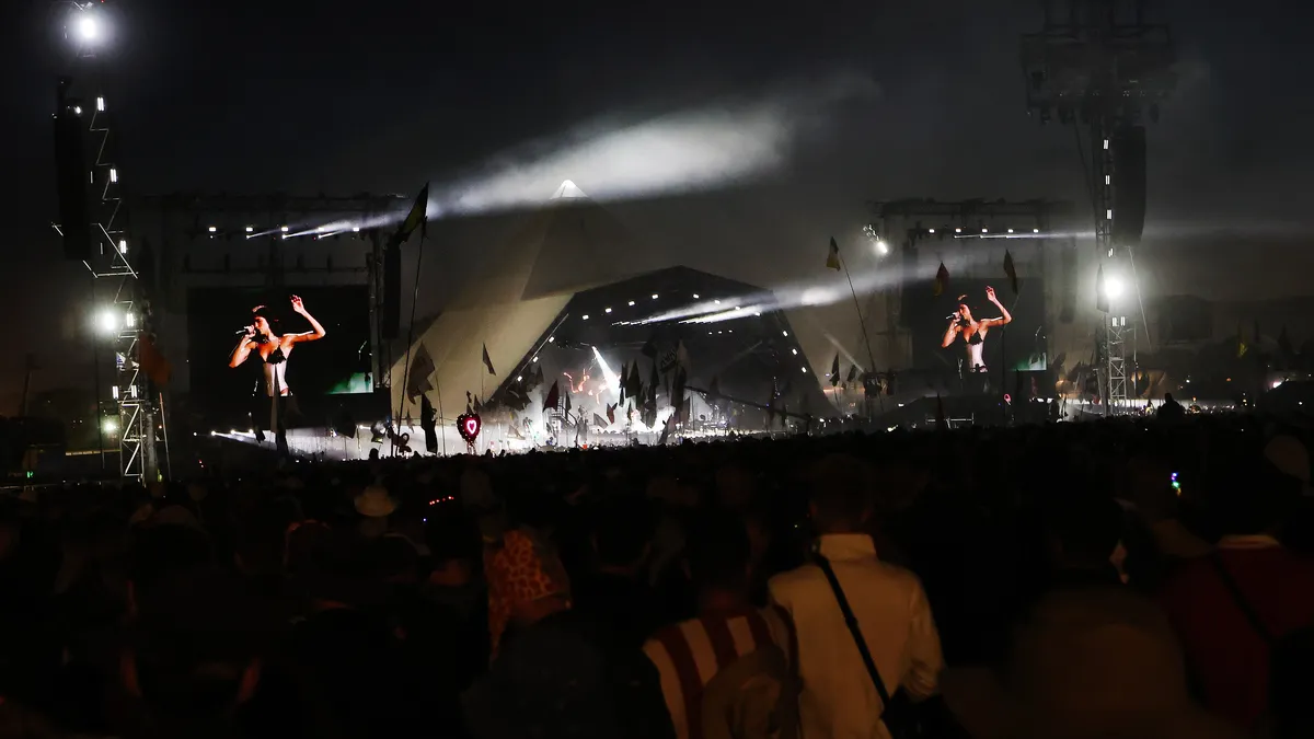 Dua Lipa with an amazing show at the Glastonbury Festival