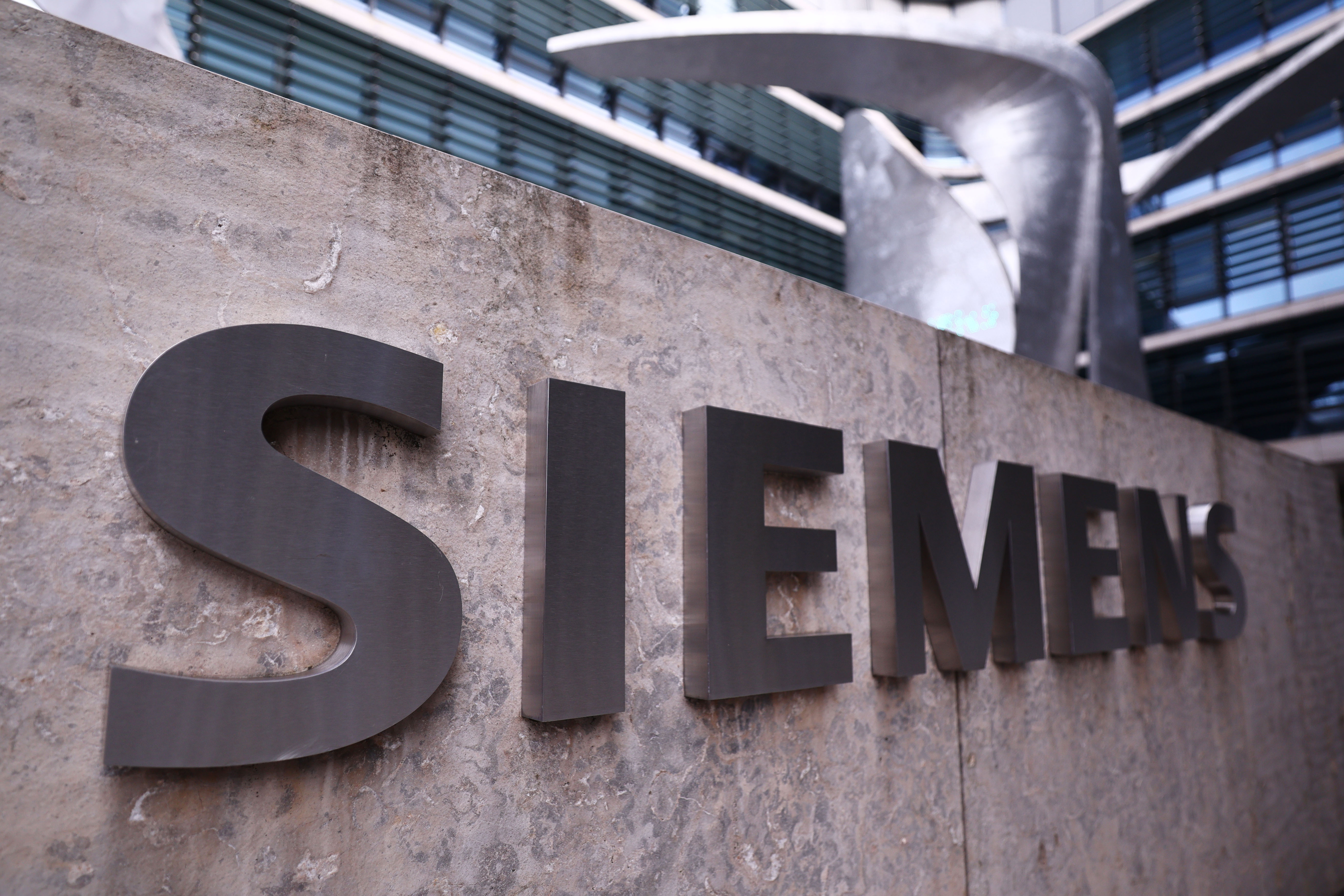 Siemens reported a sharp rise in profit thanks to innovative businesses