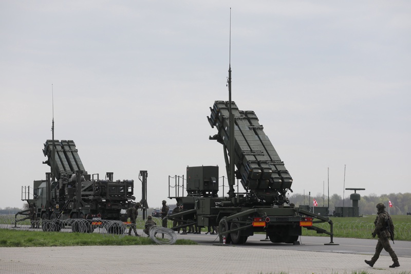 Poland signs deal for 48 air-defence launchers for Patriot