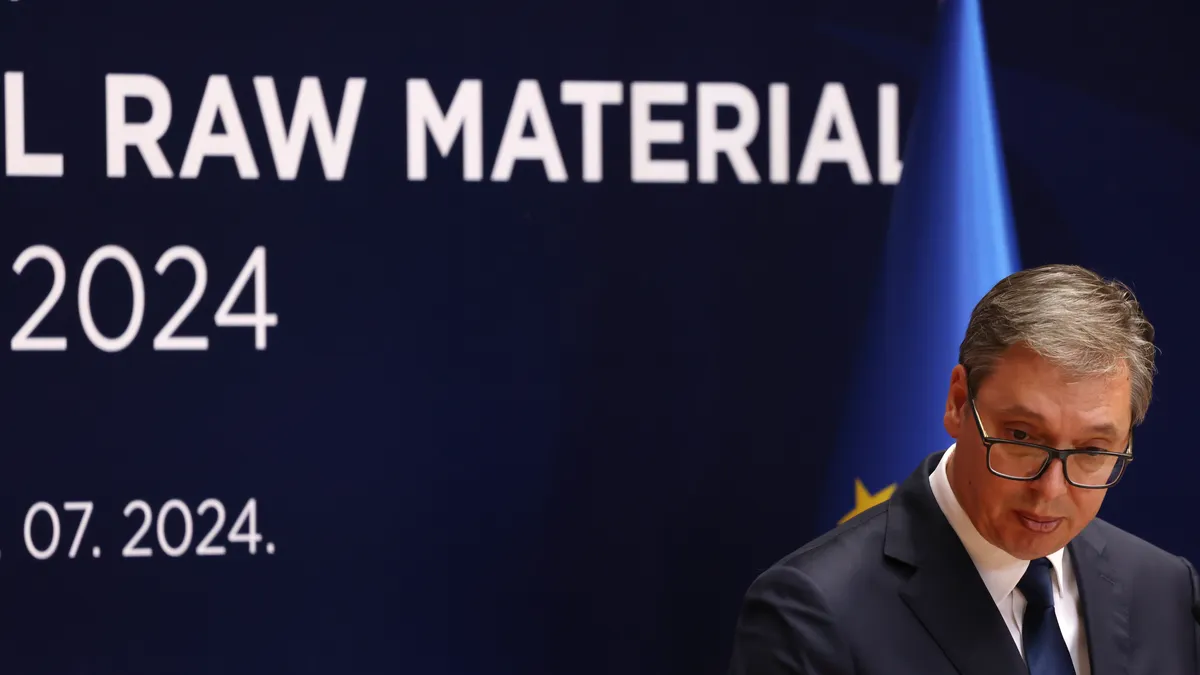 Vucic wins the West with promises of "white gold" but loses his people