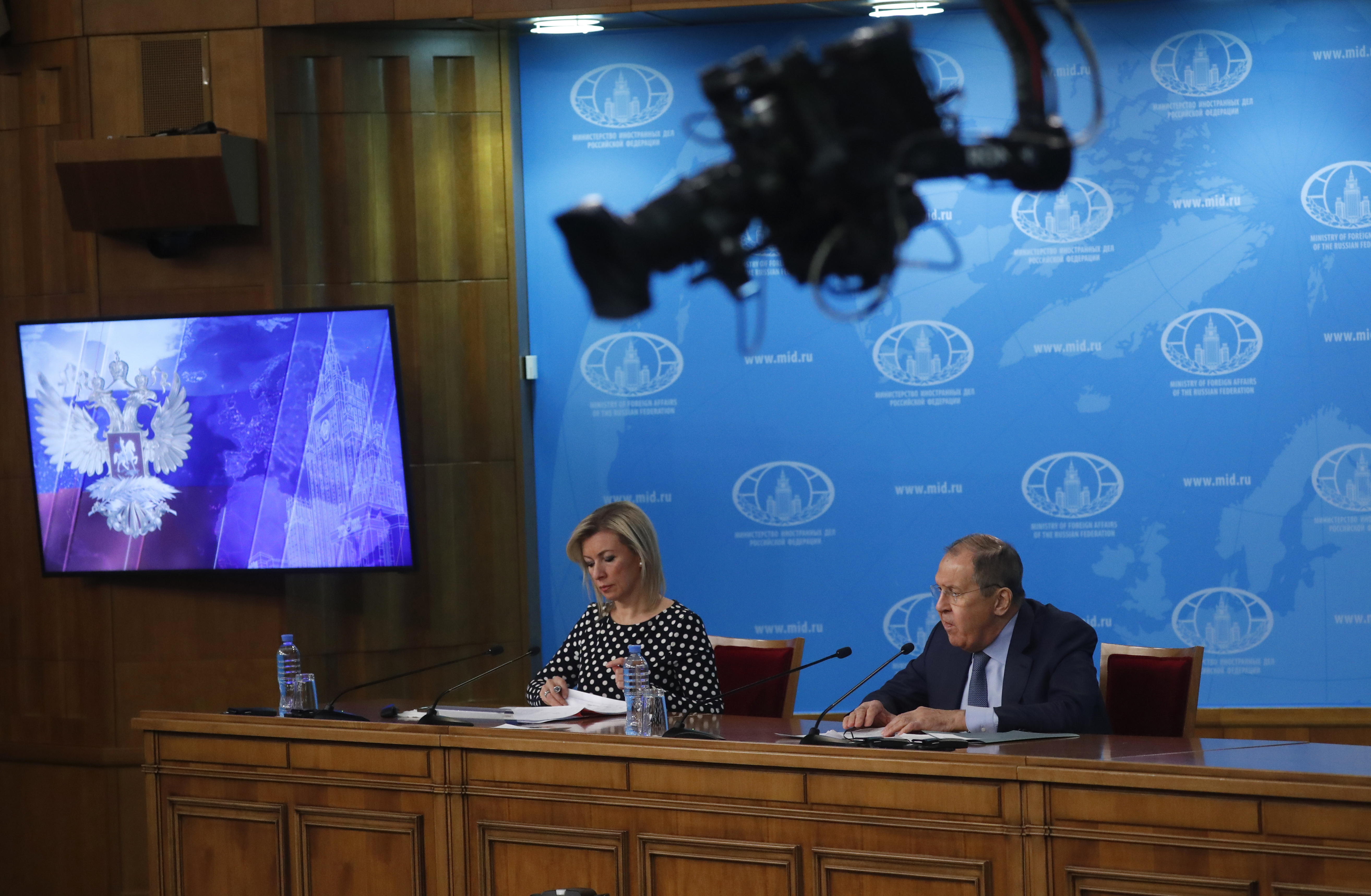 Moscow urges Russians to avoid US and EU travel