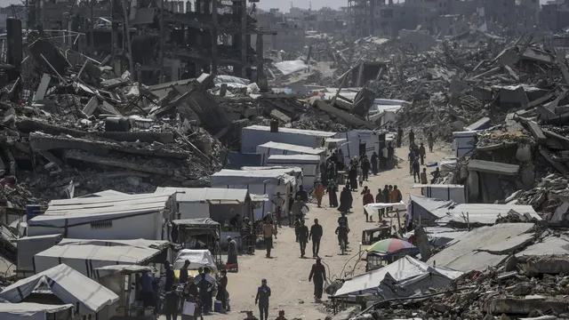 Israel mobilizes tens of thousands of reservists ahead of Gaza offensive