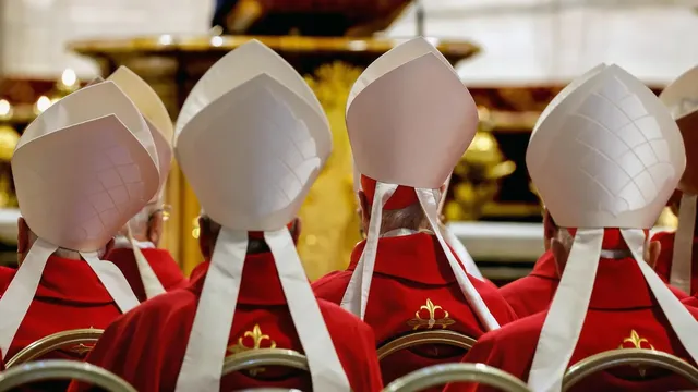 Mass began at the Vatican before the opening of the conclave