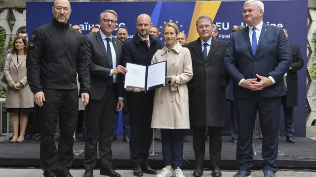 European leaders approve tribunal to try Russian leaders