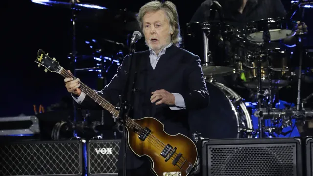 Paul McCartney performed Beatles classics with Bruce Springsteen in Liverpool