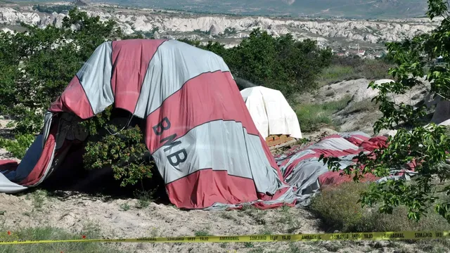 1 dead and dozens injured in hot air balloon crash in Cappadocia
