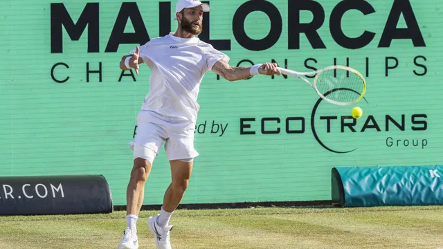 Moutet beats Michelsen for first ATP final in over five years