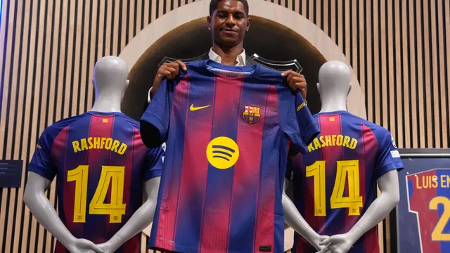 Rashford sets Barcelona on winning start