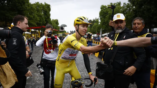 Tadej Pogačar triumphs again at the Tour de France - now second in history