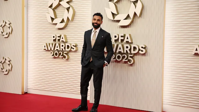 Salah is Footballer of the Year in England for a record third time
