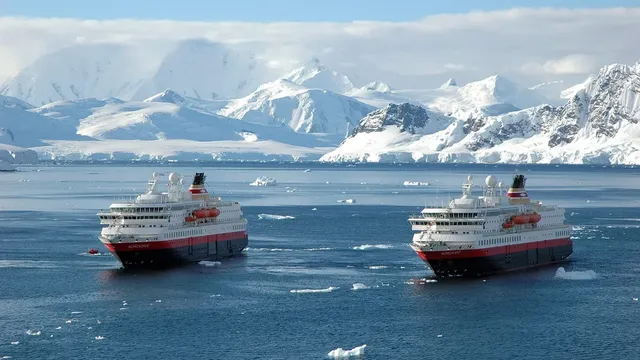 Scientists find new signs of rapid Antarctic ice melt