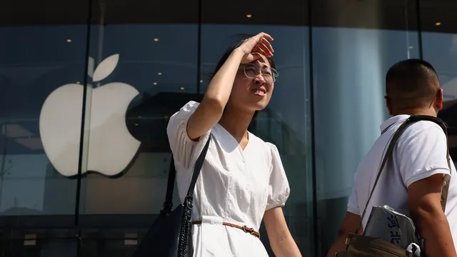 Apple sues Chinese company Oppo and former engineer over Apple Watch-related theft