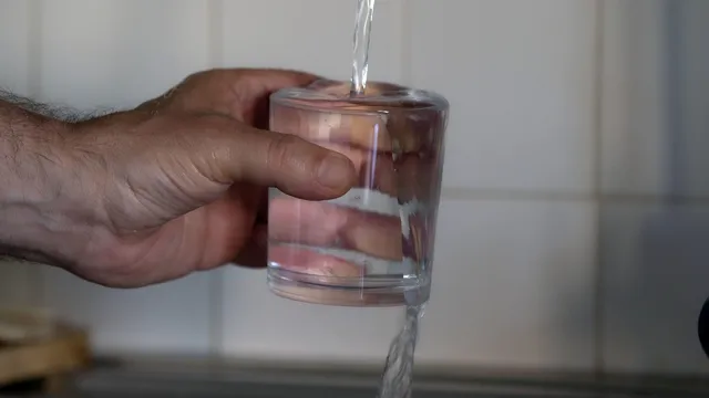Drinking less water increases stress hormone levels