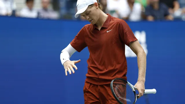 Jannik Sinner Begins US Open Title Defense with Lightning Victory