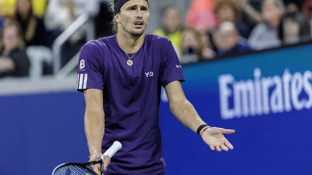 Zverev knocked out by Auger-Aliassime in US Open third round