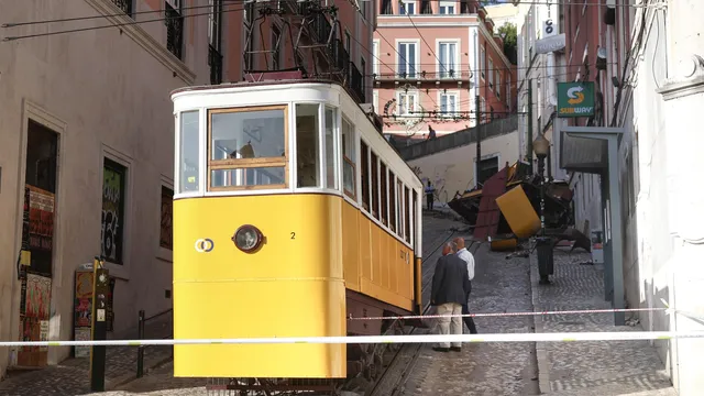 German man presumed dead in Lisbon crash miraculously found alive 