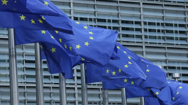 EU Introduces Laws Targeting Food and Textile Waste