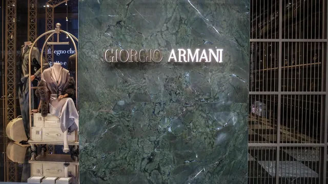 Giorgio Armani’s Last Will: Sale of a Stake in the Fashion Empire to a Major Luxury Group