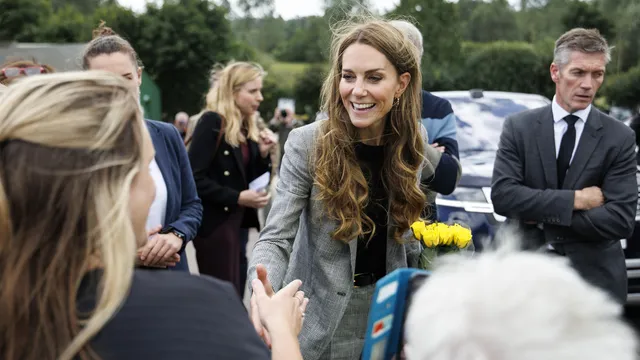 Kate Middleton's appearance at a textile factory sparks controversy