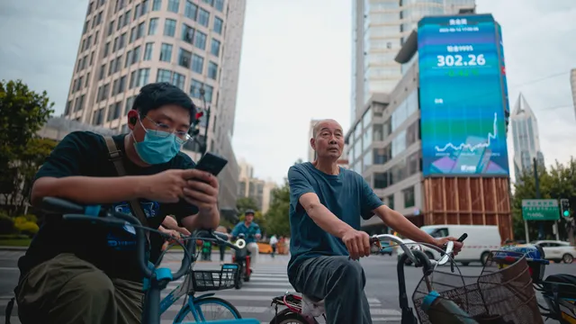 Asian Markets Under Pressure Ahead of Expected Fed Rate Cut